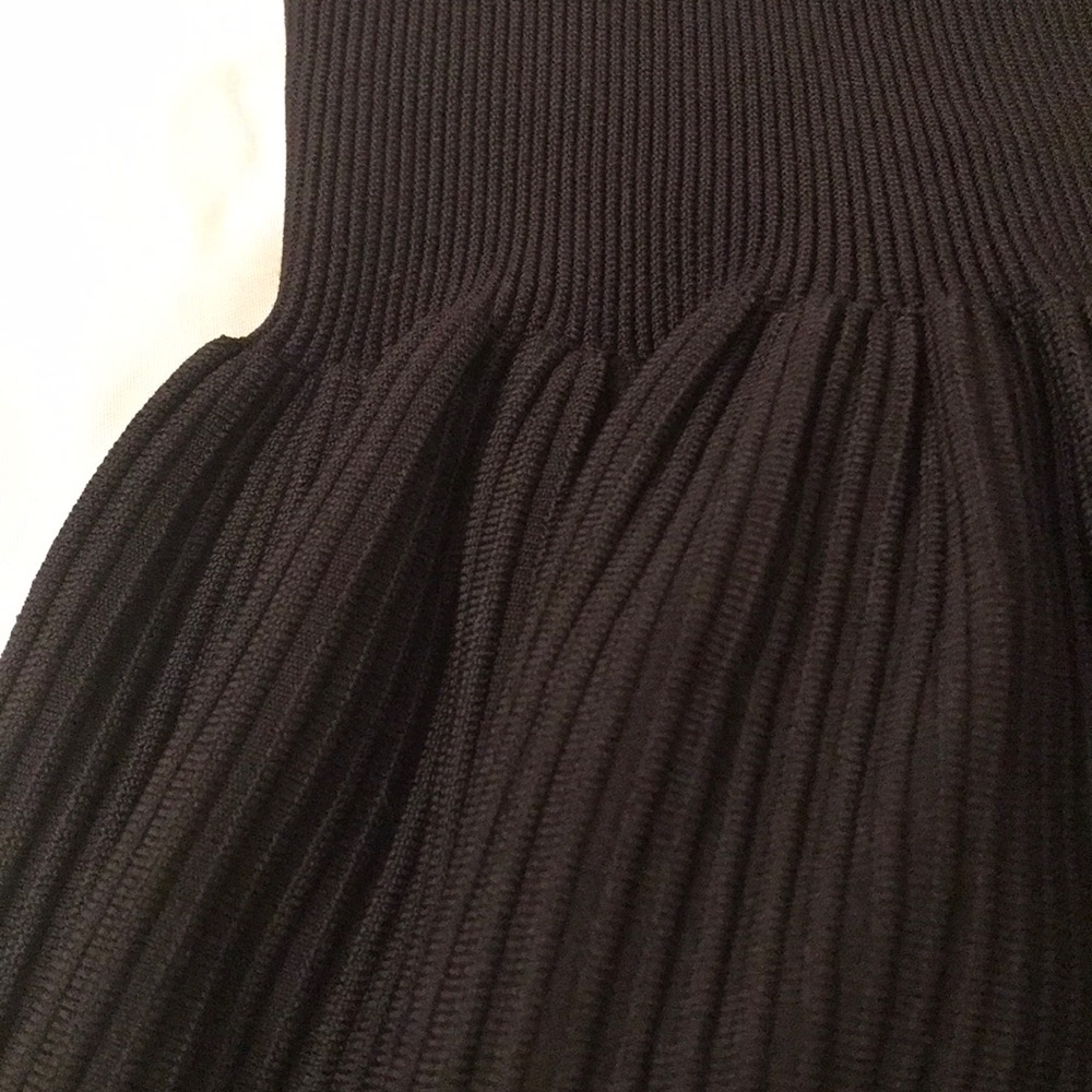 Ribbed Bandeau Top - Picture 5 of 6